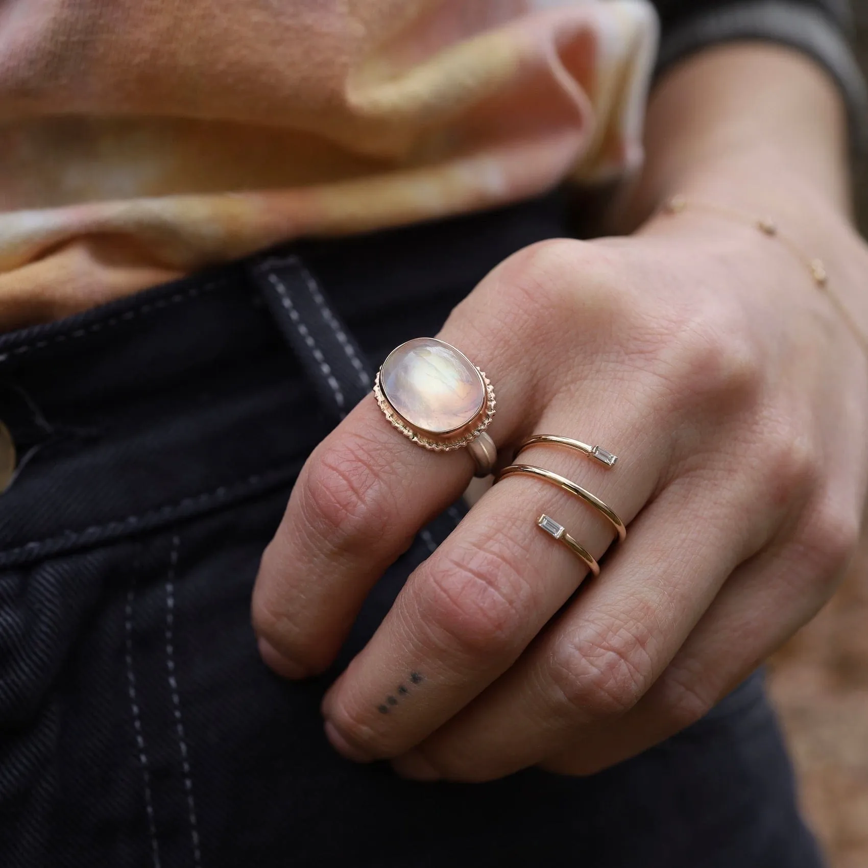 14k Gold Wrap Around Ring with Baguette Diamonds