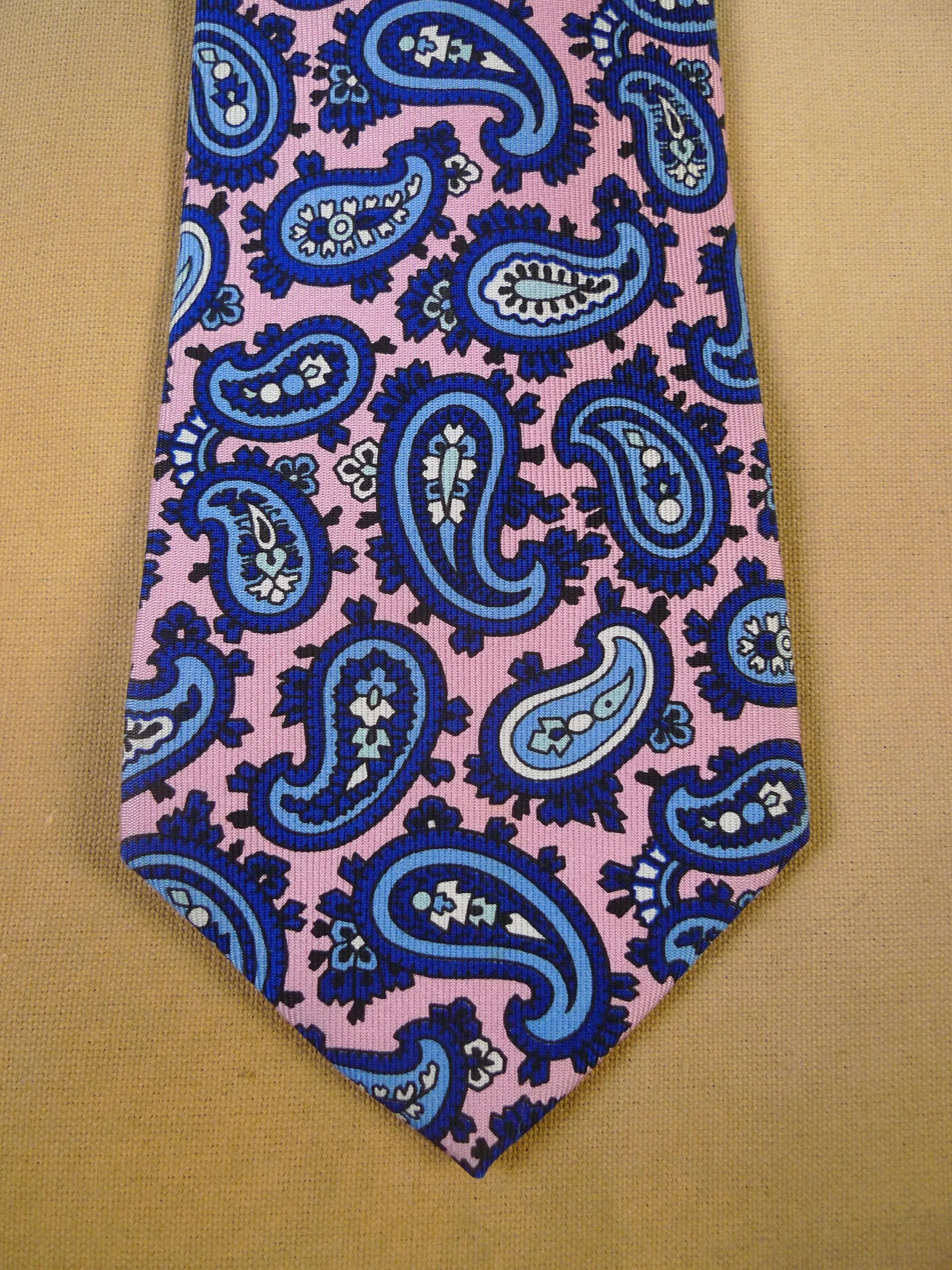 24/0097 immaculate turnbull & asser pink blue paisley pattern 100% silk tie