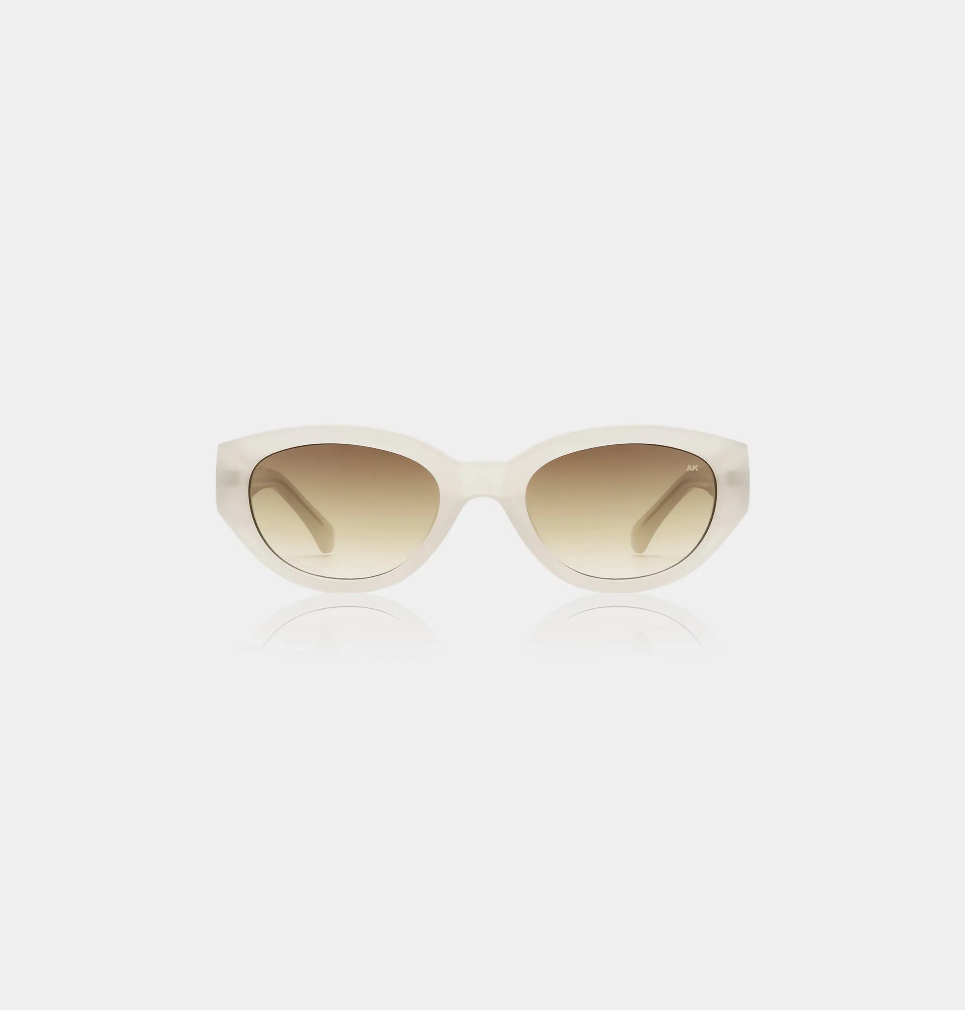 A. KJÆRBEDE Sunglasses Winnie - Cream Bone