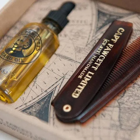 Beard Oil & Pocket Comb Gift Set