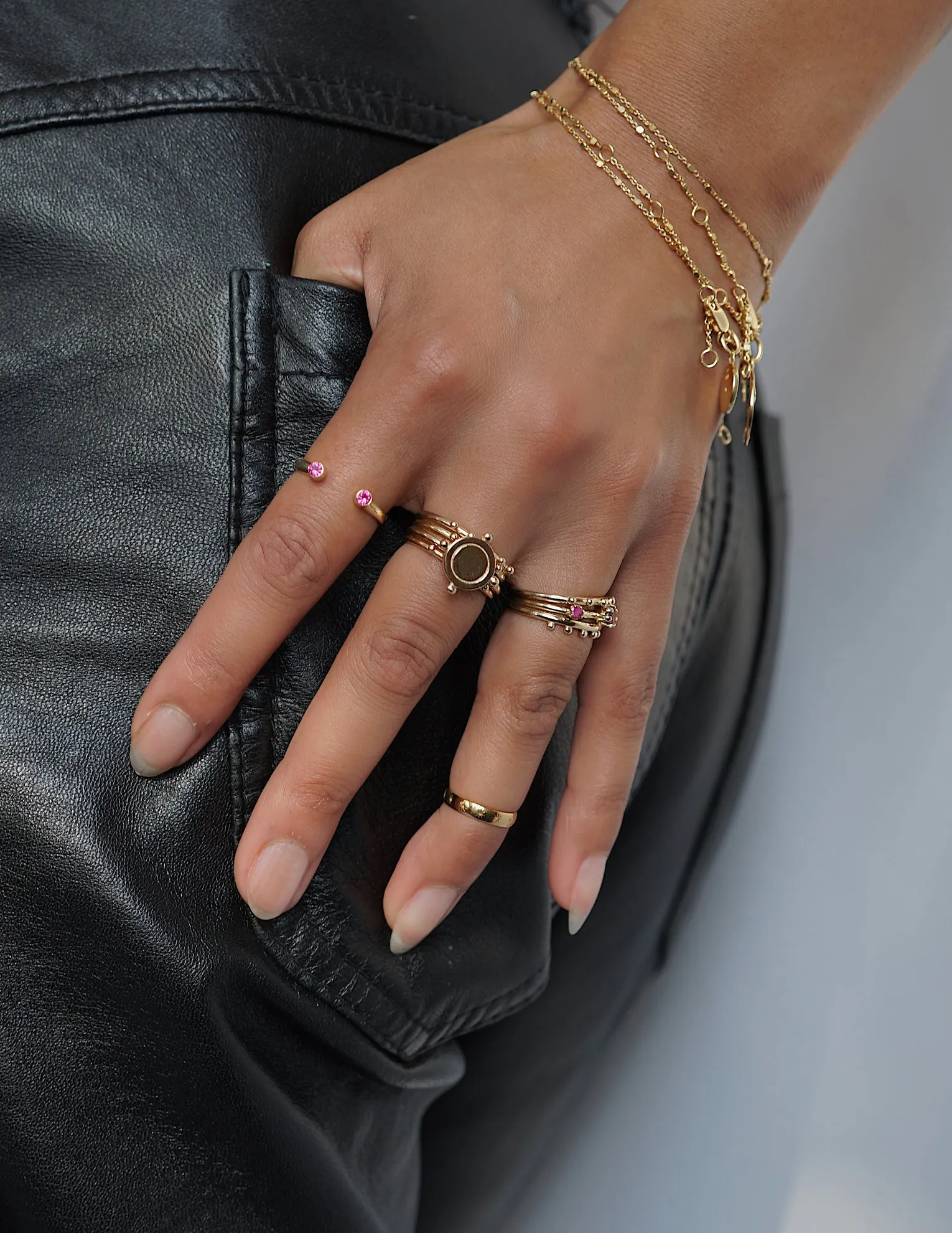 Blind Compass ring <br>Solid gold