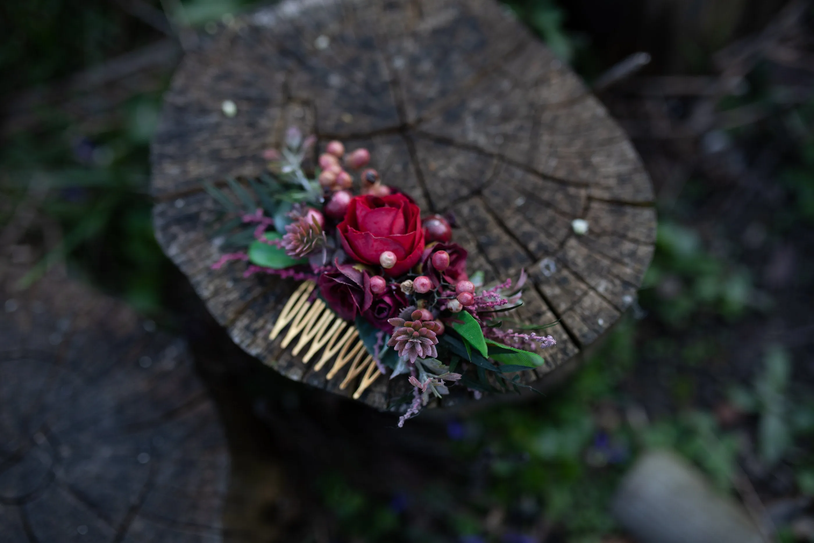 Burgundy wedding hair comb Bridal flower comb Wedding hair accessories Red flower comb Burgundy accessories Decorative hair comb Autumn