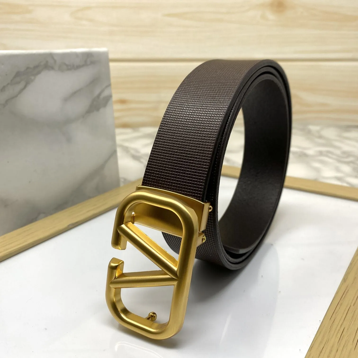 Casual V-Pattern Leather Strap Belt-JonasParamount