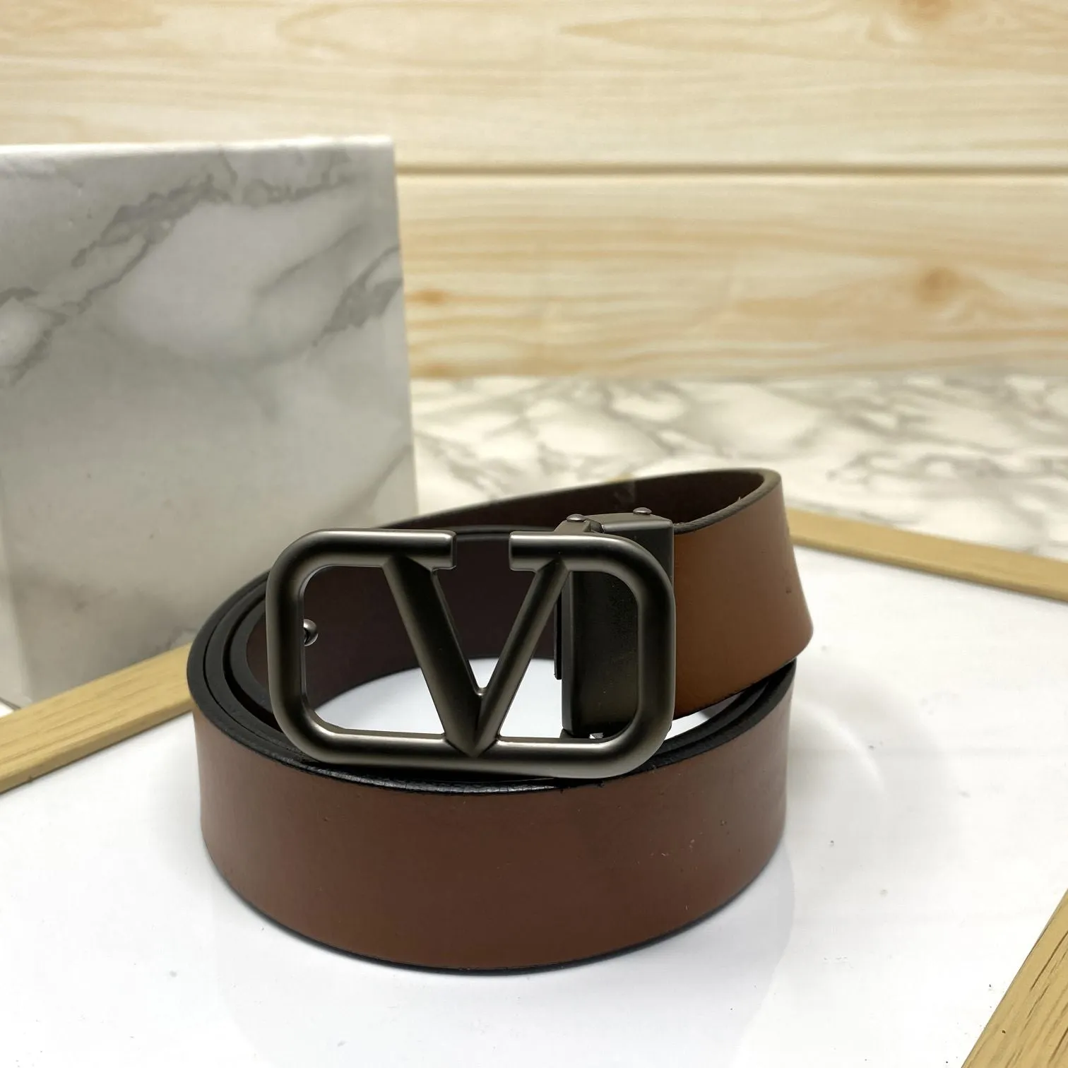 Casual V-Pattern Leather Strap Belt-JonasParamount