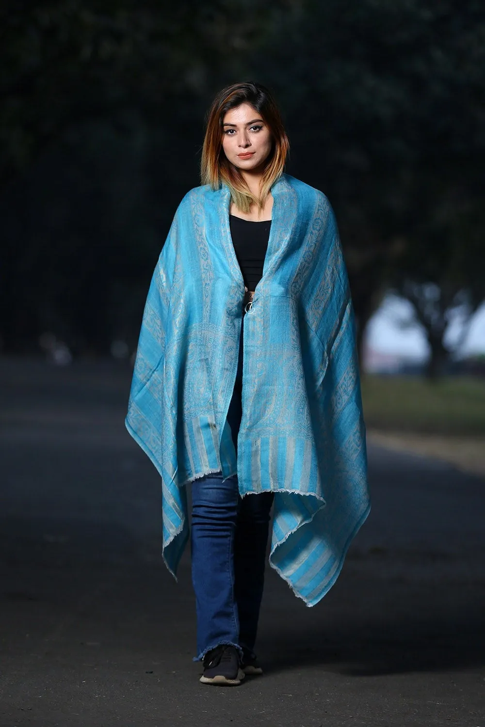 CHARISMATIC FIROZI BLUE COLOUR ZARI KASHMIRI STOLE DEFINES ROYAL AND LUXURIOUS EXTREMELY COMFORTABLE FOR ALL EVENTS