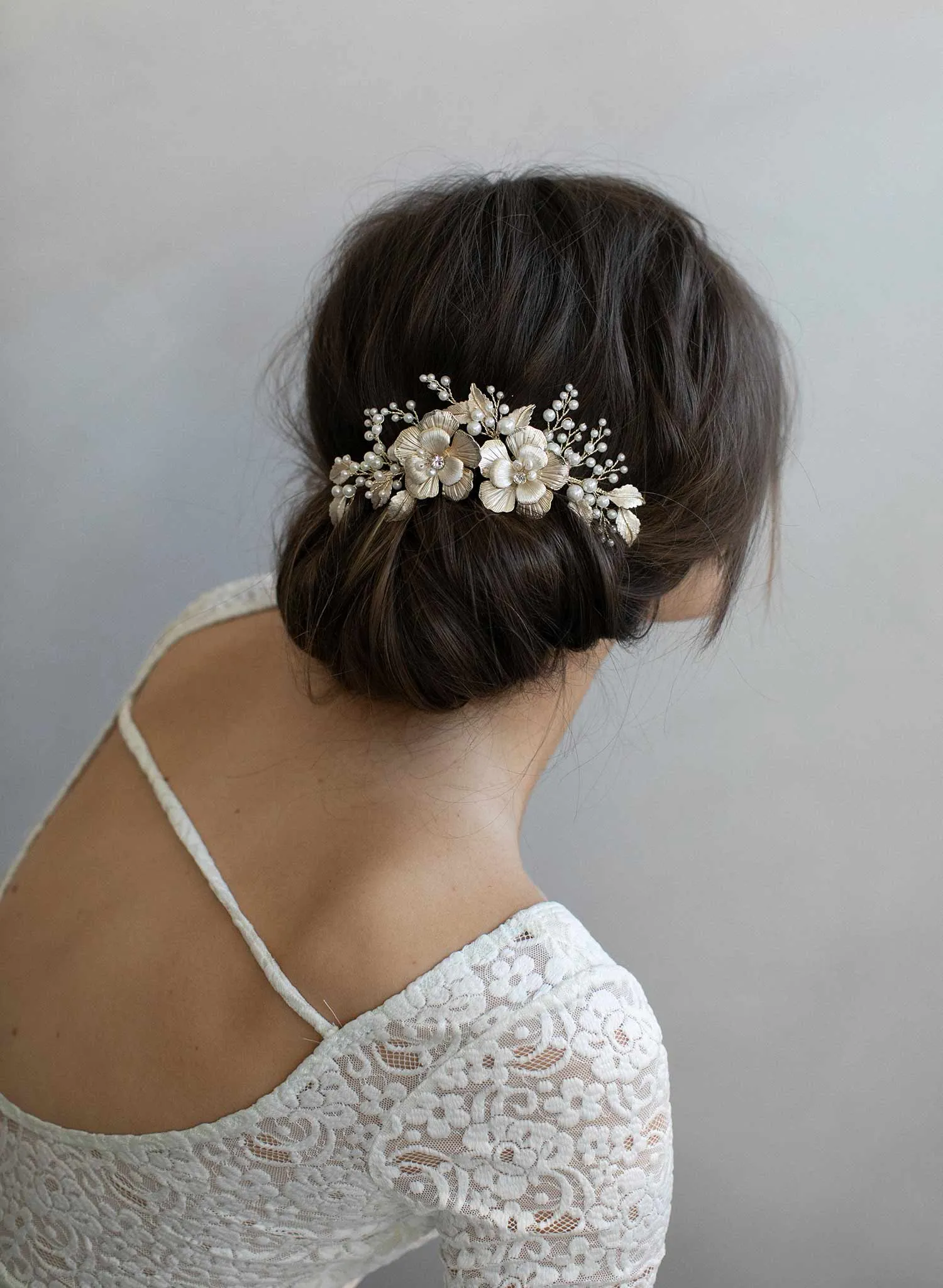 Double flower and pearl spray hair comb - Style #977