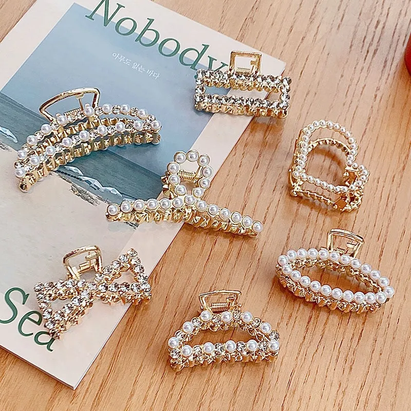 Elegant Pearls Rhinestone Geometric Hair Claws