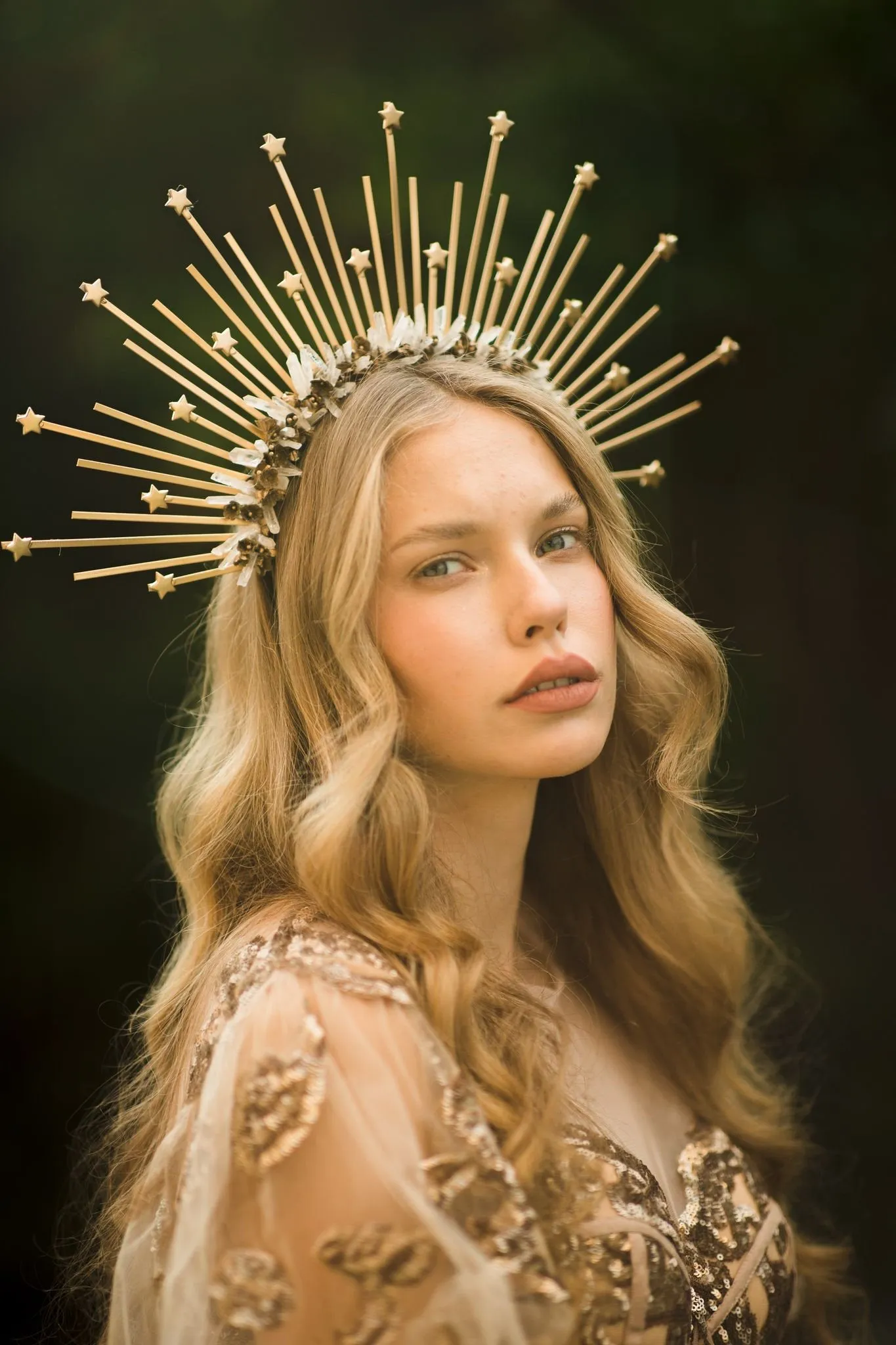 Golden halo crown Sun crown Stars Headband Goddess Wedding Bridal halo crown Photoshoot hair wreath Spike glamour crown Beyonce Magaela