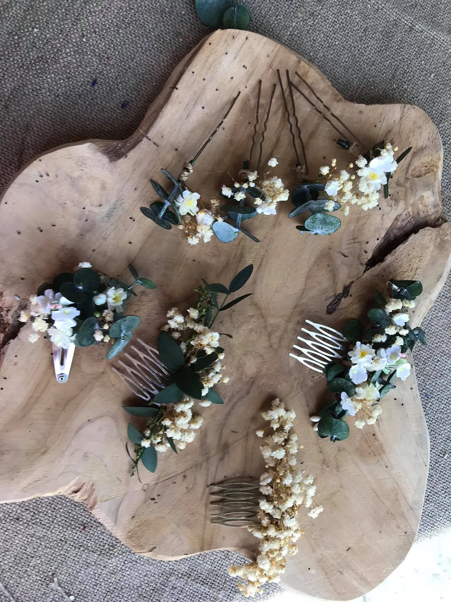 Greenery mini flower hair comb Wedding Baby's breath hair comb Bridal accessories Greenery flower hair comb Magaela Natural