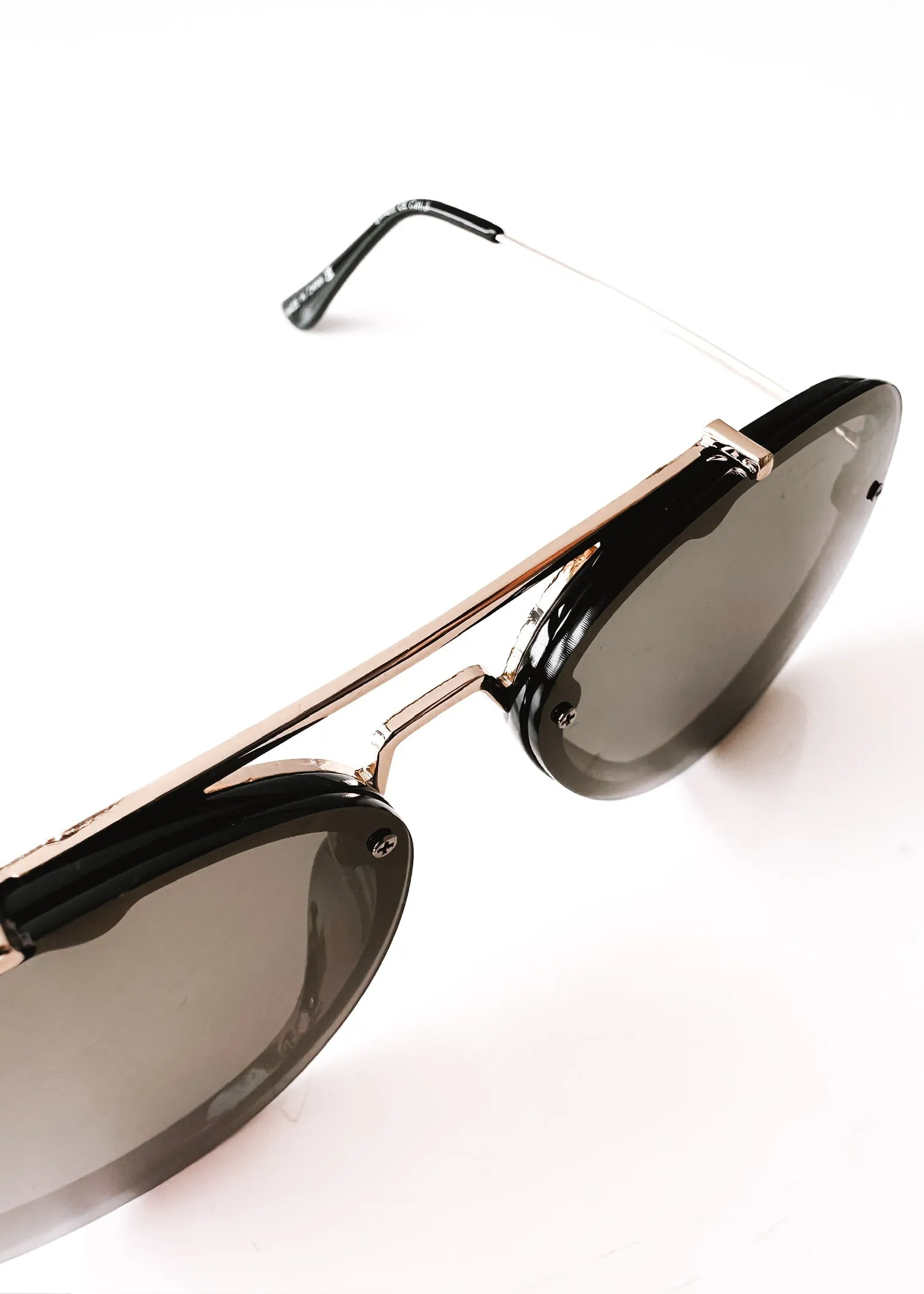 HUDSON STATEMENT SUNGLASSES