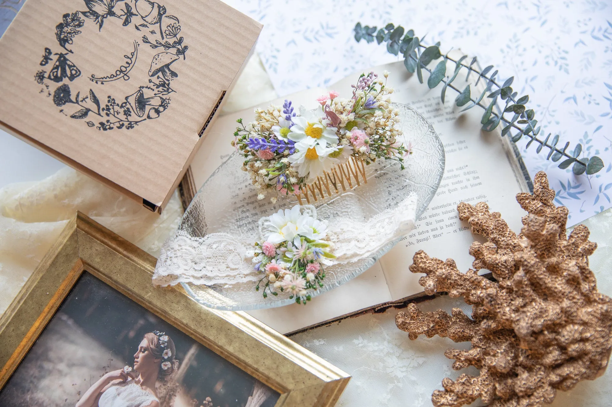 Meadow wedding hair comb with daisy Dried Flower bridal hair vine with baby's breath Pastel wedding comb with daisies Magaela accessories