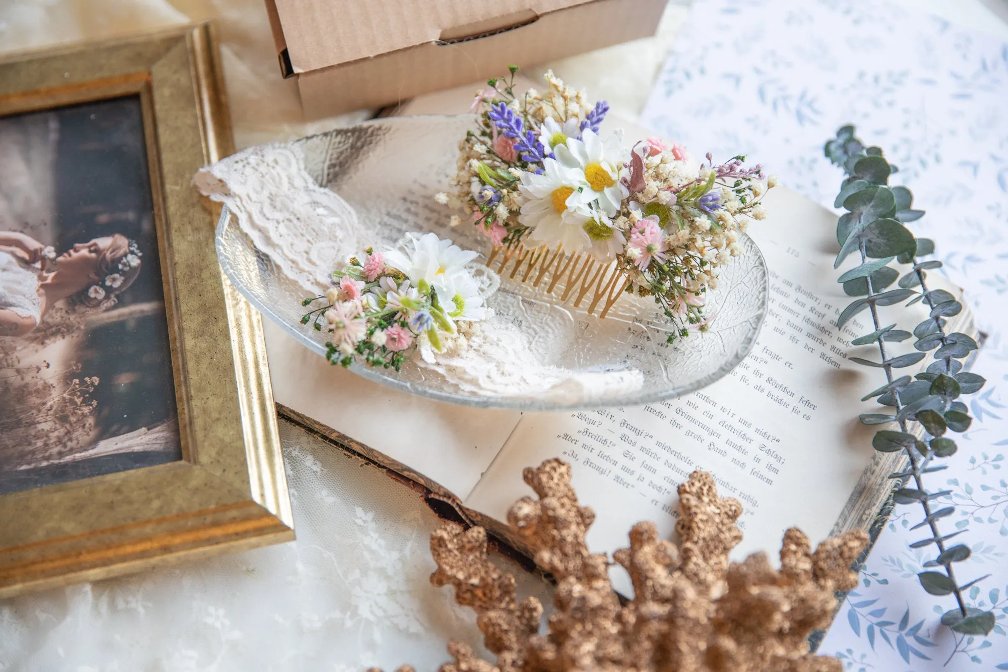 Meadow wedding hair comb with daisy Dried Flower bridal hair vine with baby's breath Pastel wedding comb with daisies Magaela accessories