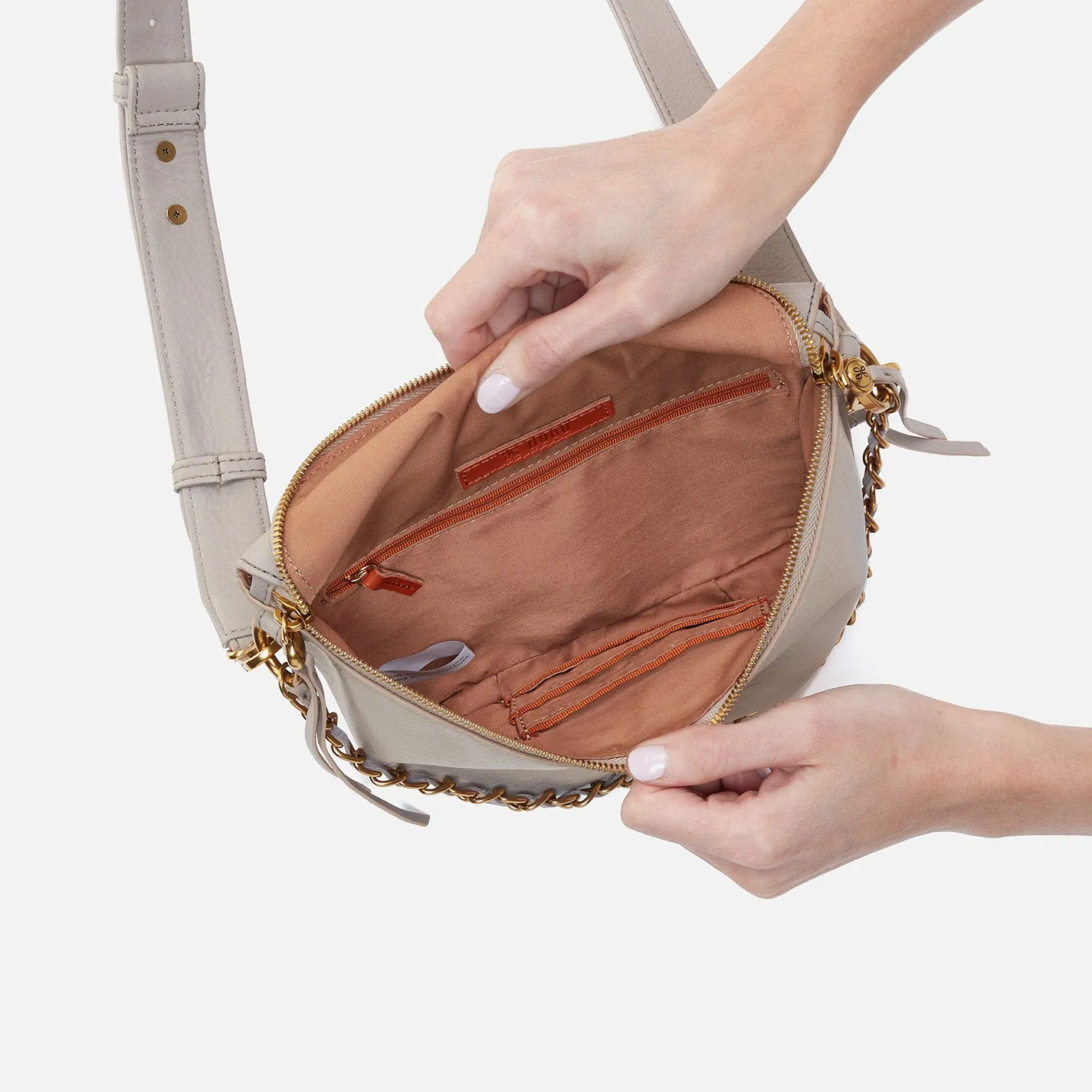 Miri Belt Bag In Pebbled Leather - Taupe