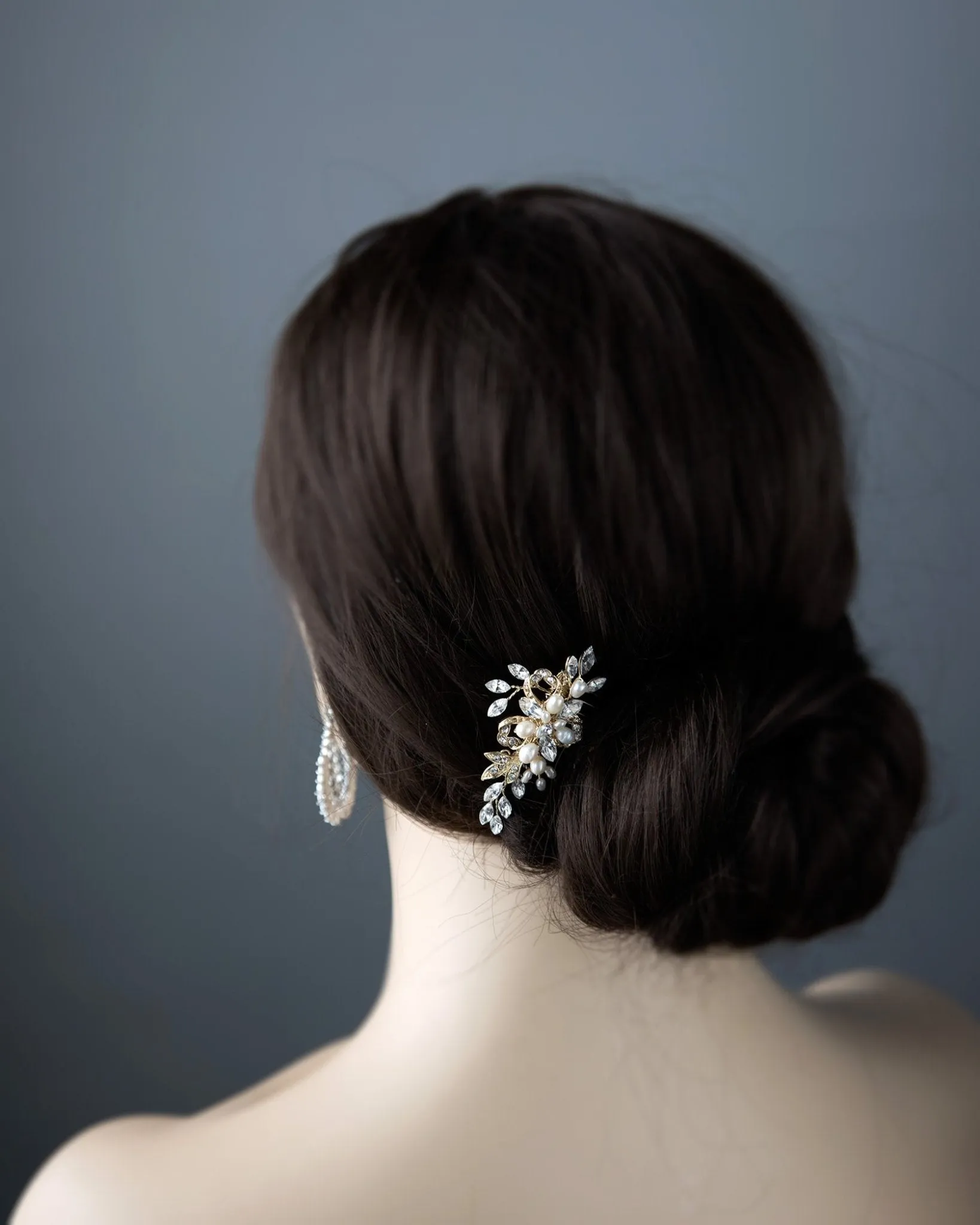 Petite Floral Comb with Cultured Pearls