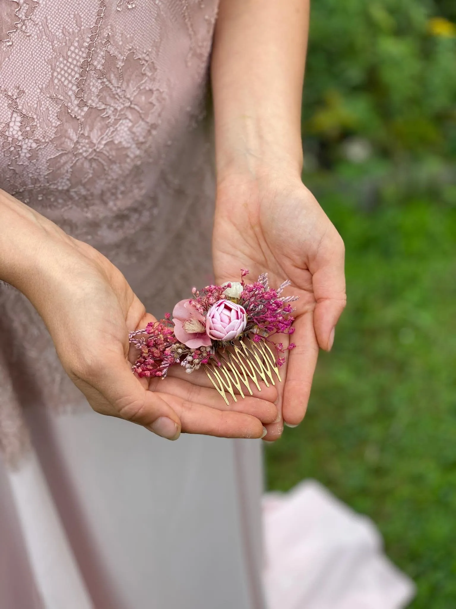 Pink flower hair comb Wedding hair comb Bridal accessories Pink flower comb Mini hair comb Small flower comb Magaela Natural Blumen haarkamm