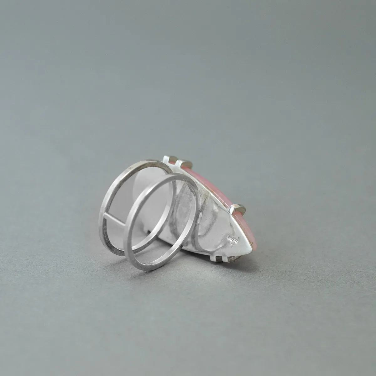 PINK OPAL TEARDROP ON SILVER DOUBLE BAND RING