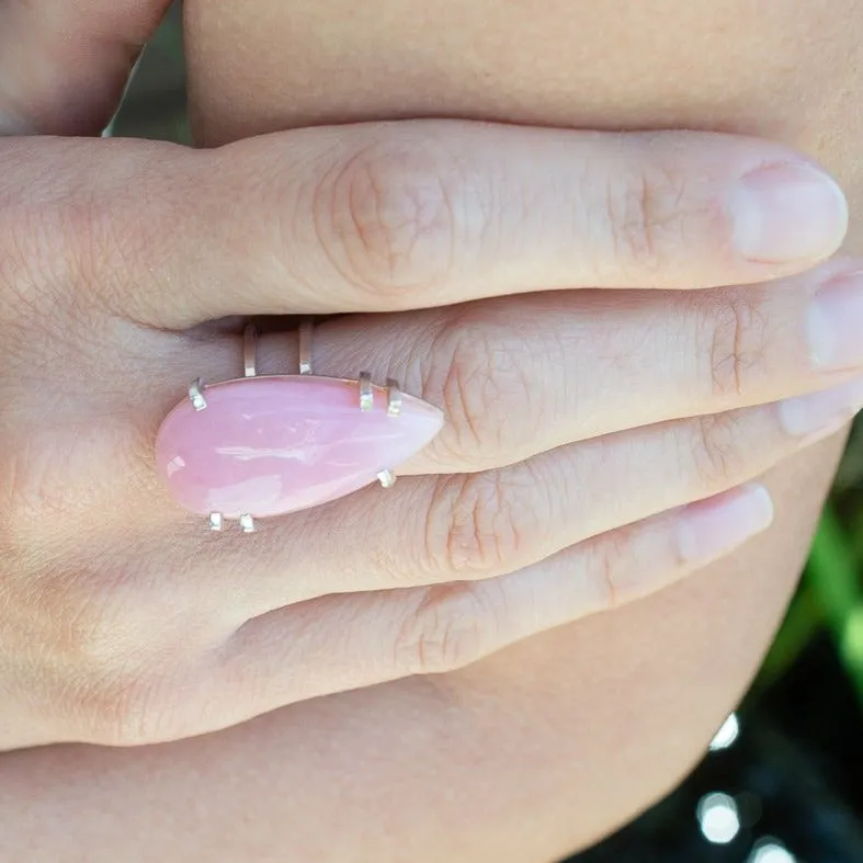 PINK OPAL TEARDROP ON SILVER DOUBLE BAND RING