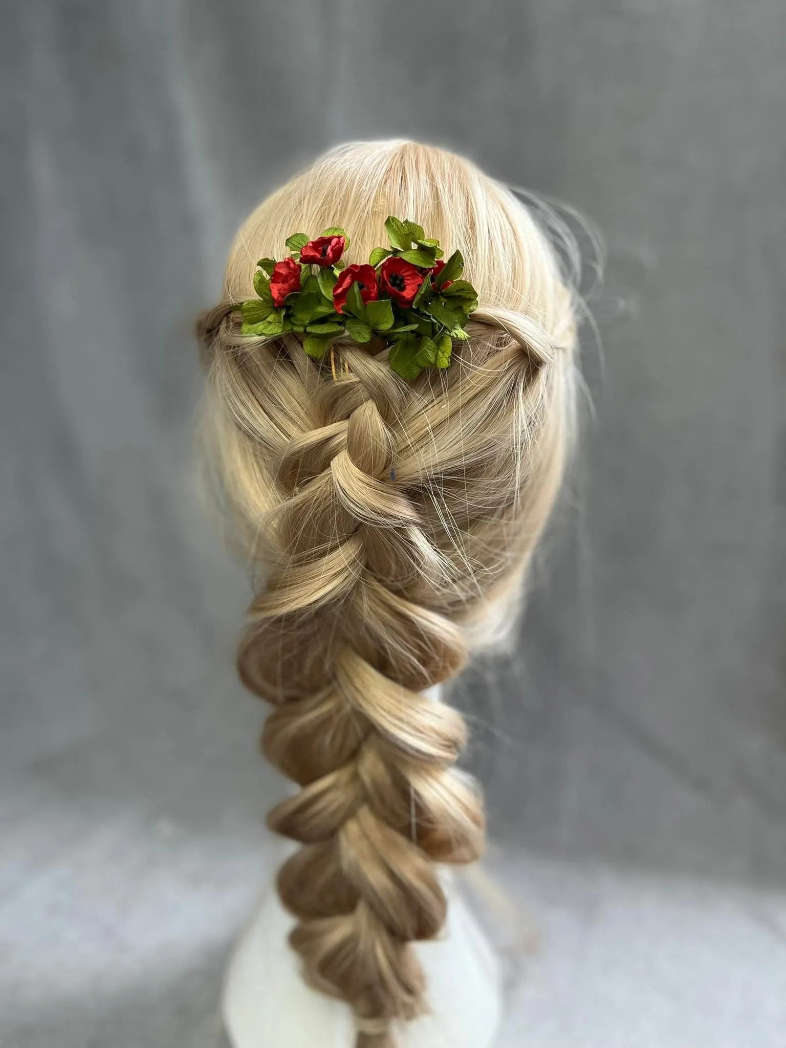 Poppy flower hair comb