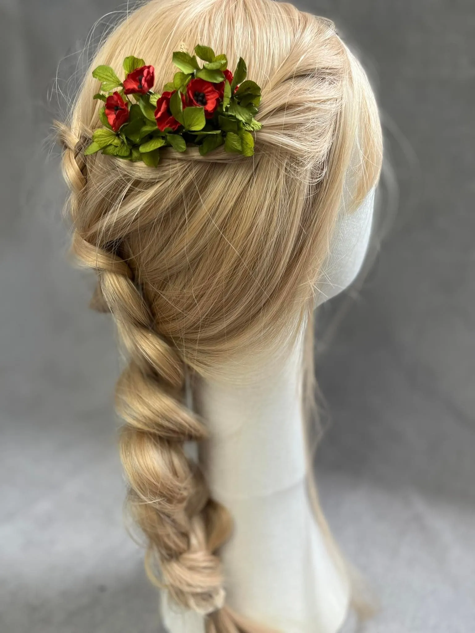 Poppy flower hair comb